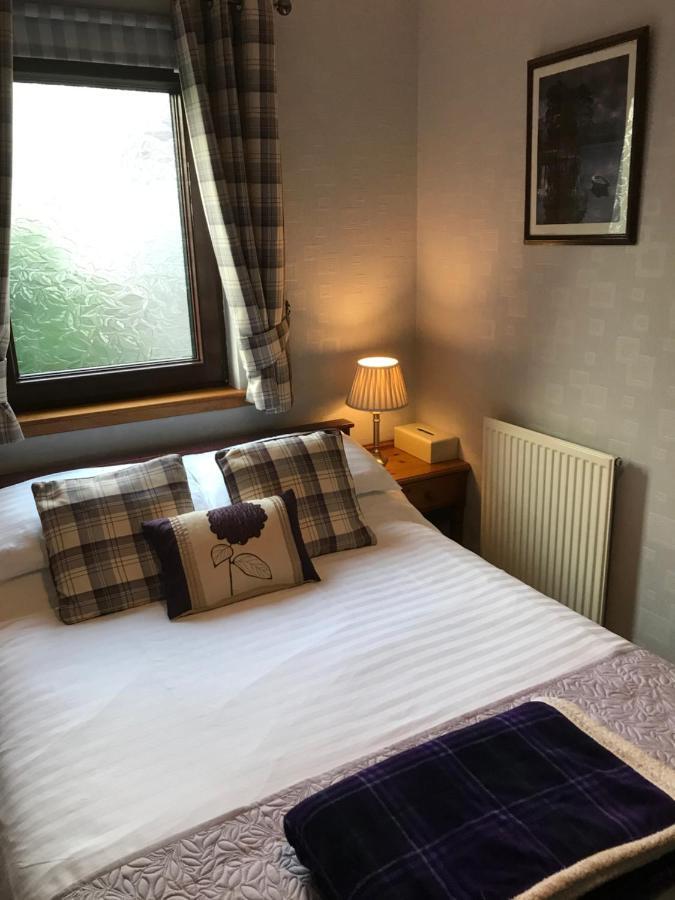 Springburn B&B Drumnadrochit Bagian luar foto