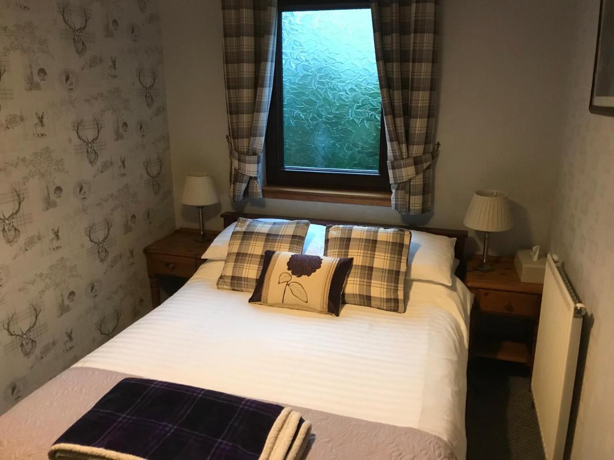 Springburn B&B Drumnadrochit Bagian luar foto